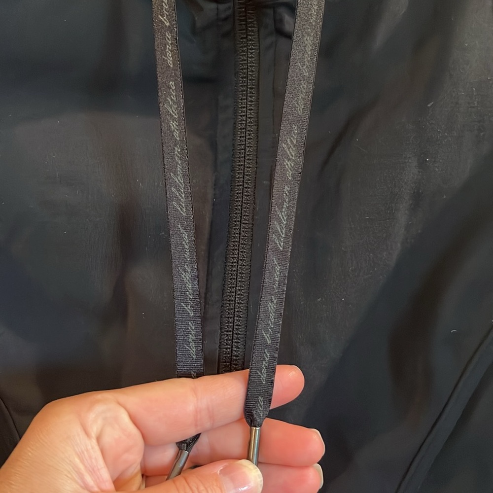 Lululemon Black Hooded Zip Jacket Size 8 - Picture 4 of 9